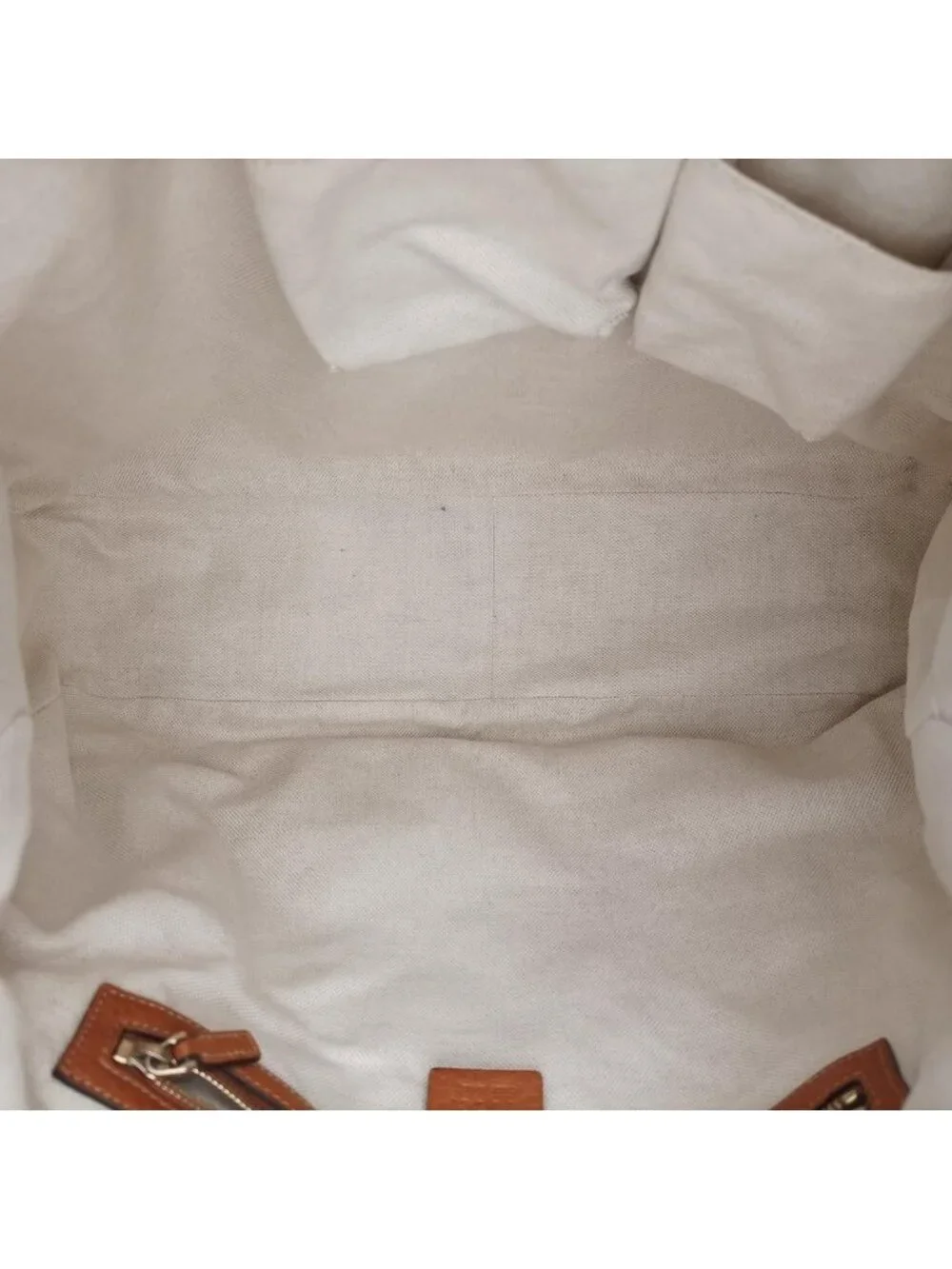 Gucci brand color